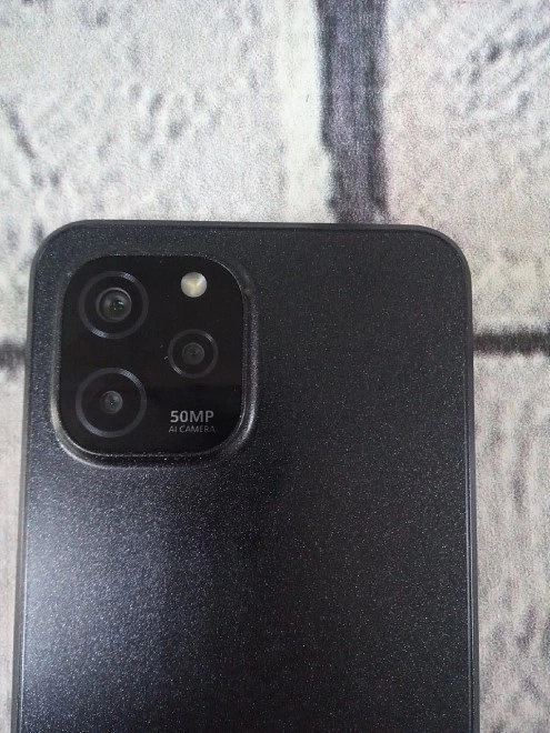Смартфон HUAWEI nova Y61 128 ГБ