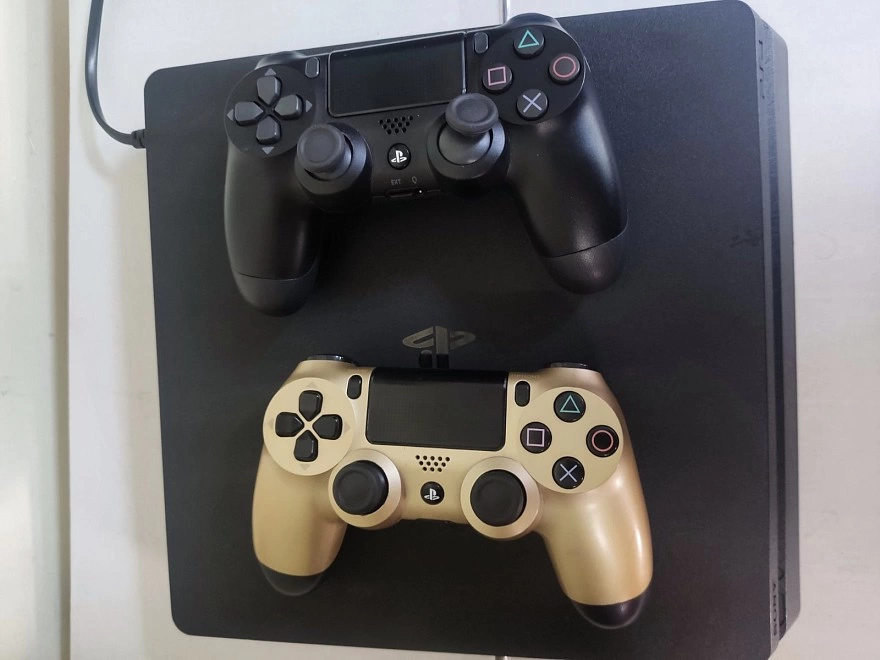 Игровая приставка PS4 Sony Slim 1TB