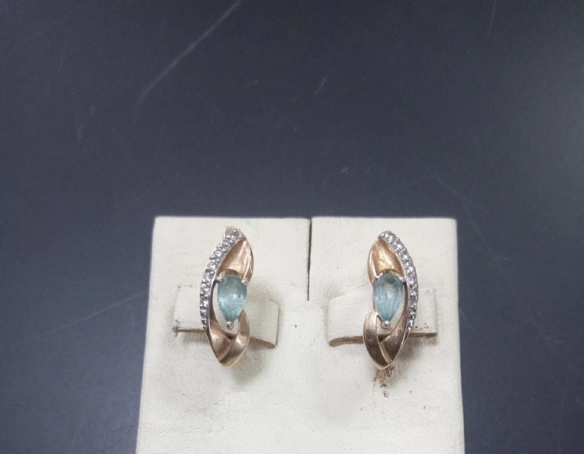 Серьги золотые с камнями  585 проба 2,34 гр (ФМ)