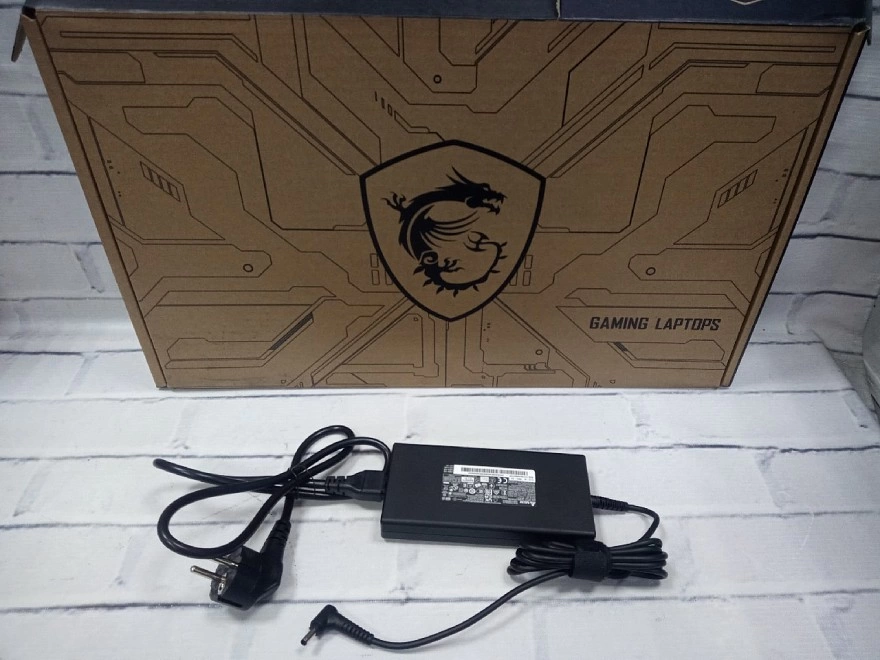 Ноутбук MSI Katana 17 B12VEK-268XRU