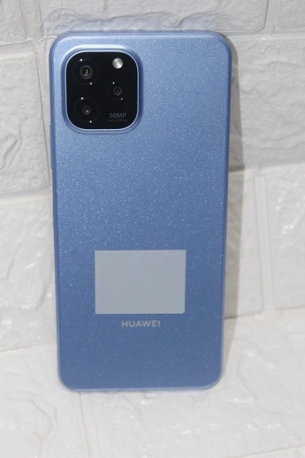 Смартфон HUAWEI nova Y61 128 ГБ