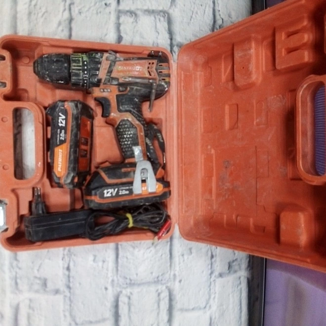 Шуруповерт PATRIOT  BR 111ES 180201411