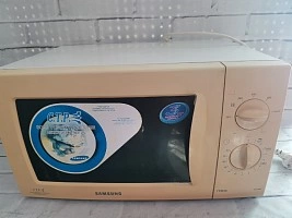 Микроволновая печь Samsung П2719ТК