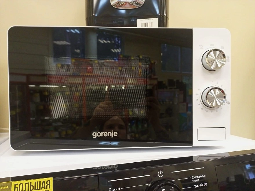 Микроволновая печь Gorenje MO17E1W