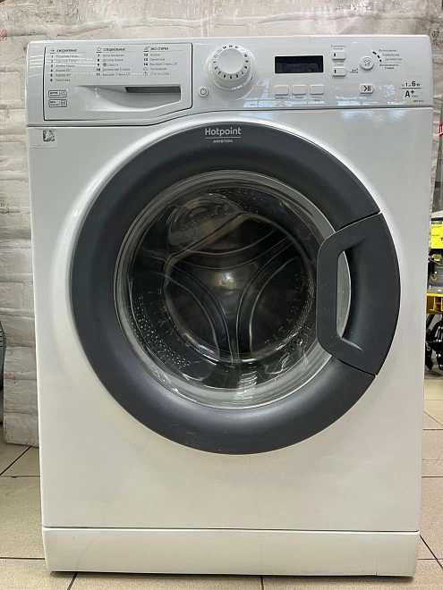 Стиральная машина Hotpoint Ariston VWSF 6013