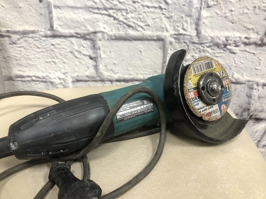 Болгарка Makita GA5030