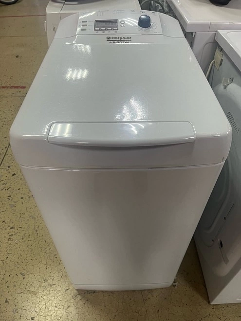Стиральная машина Hotpoint Ariston AVTF104