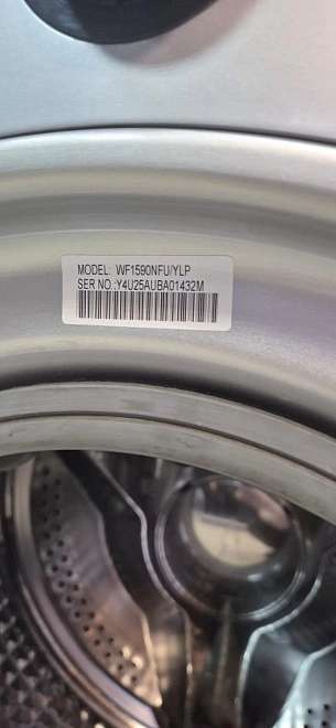 Стиральная машина Samsung WF1590NFU