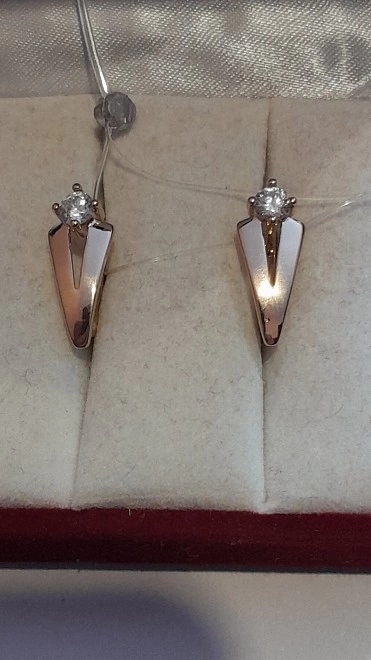 Серьги золотые с камнями  2,68гр 585пр. ФМ