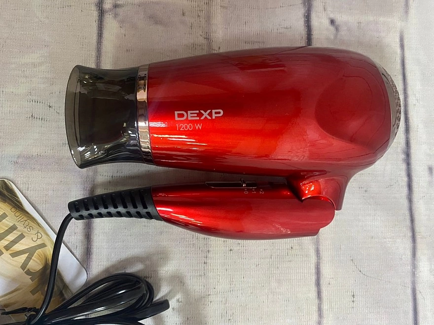 Фен Dexp BA-100 красный