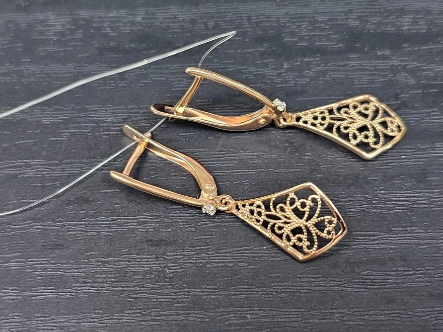 Серьги золотые с камнями 585 проба 2,17гр ФМ