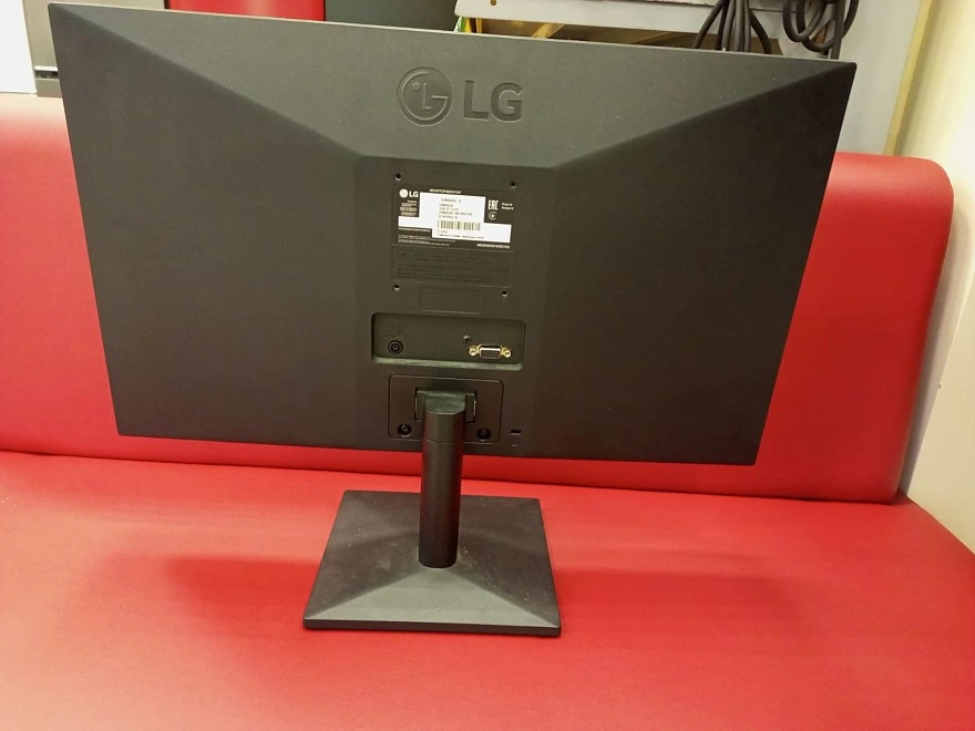 Монитор LG 22MK400A-B