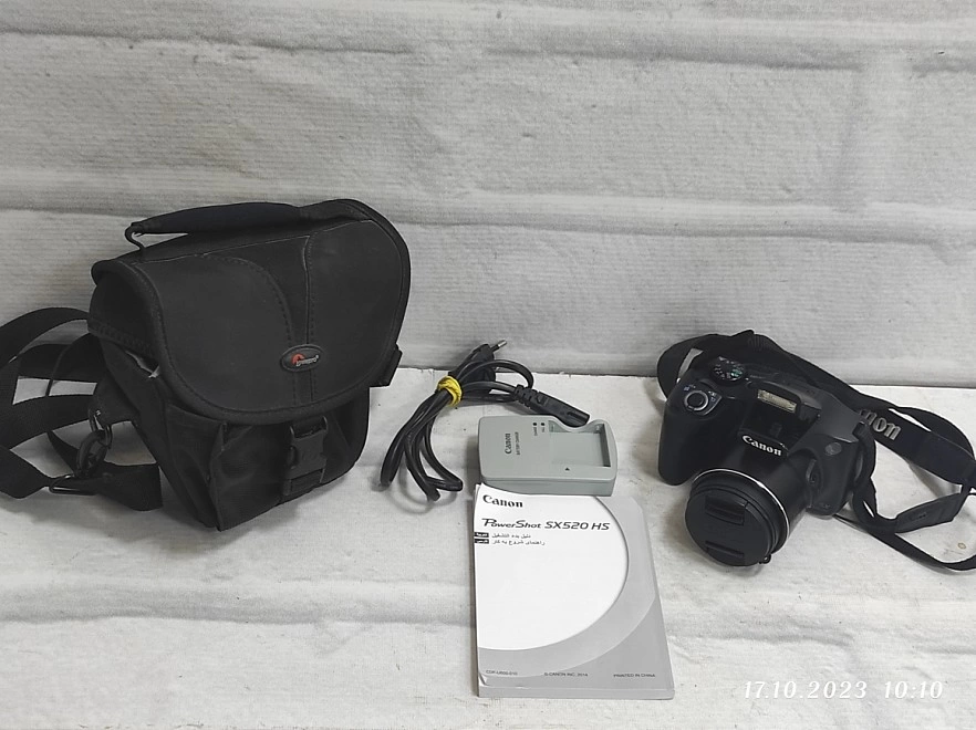 Фотоаппарат зеркальный Canon PC2152