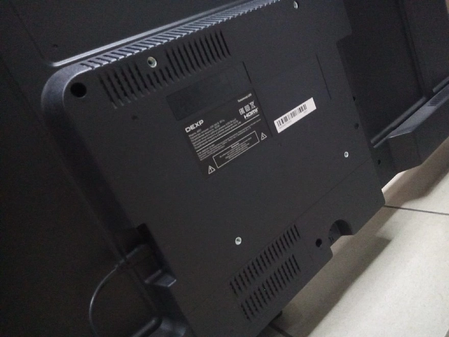 Телевизор  DEXP A551