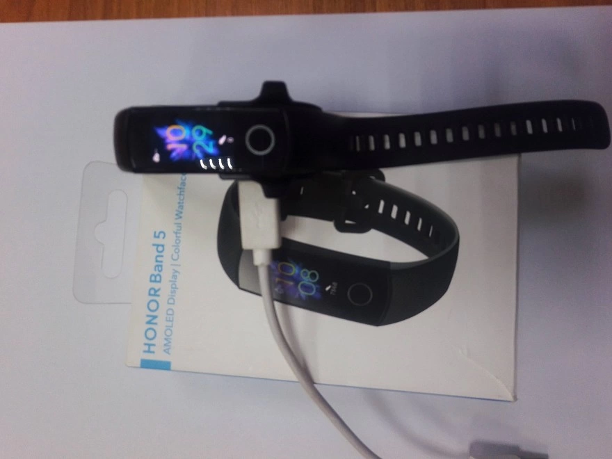 Часы наручные Honor  Band 5
