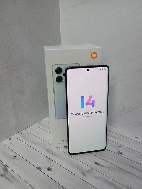 Смартфон Xiaomi Redmi Note 13 Pro+ 8/256GB
