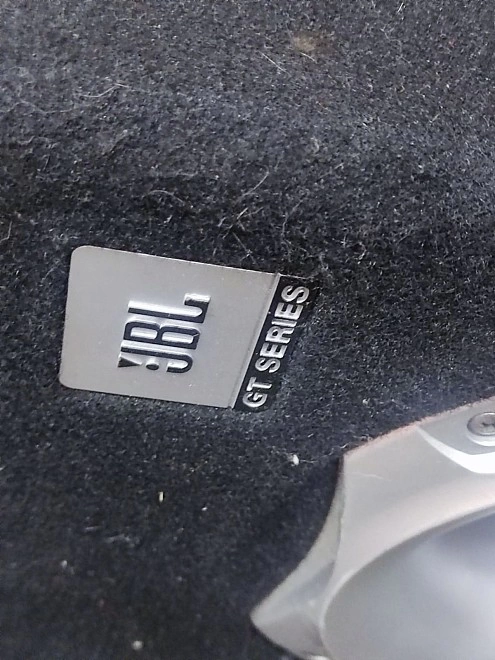 Сабвуфер JBL GT5-1204BR