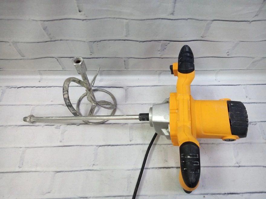 Строительный миксер DeWALT DW01880