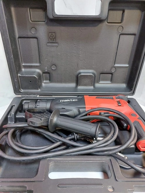 Перфоратор maktec MT870