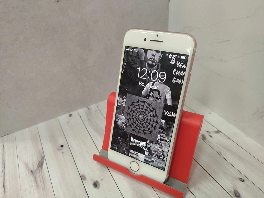 Смартфон iPhone 7 2/32Gb