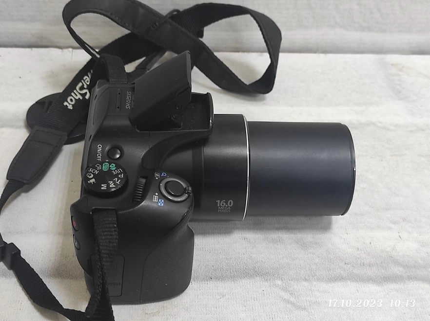 Фотоаппарат зеркальный Canon PC2152