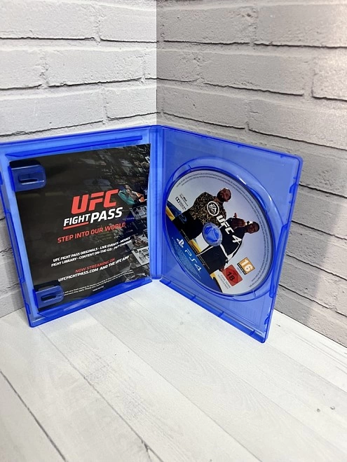 Диск для PS Sports UFC 4 (PS4)