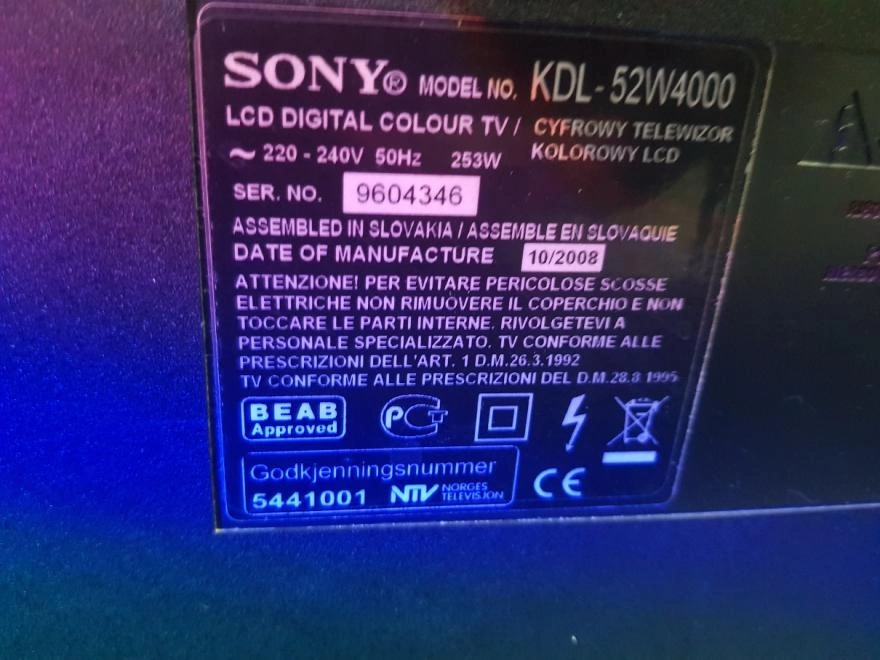 Телевизор Sony KDL-52W4000