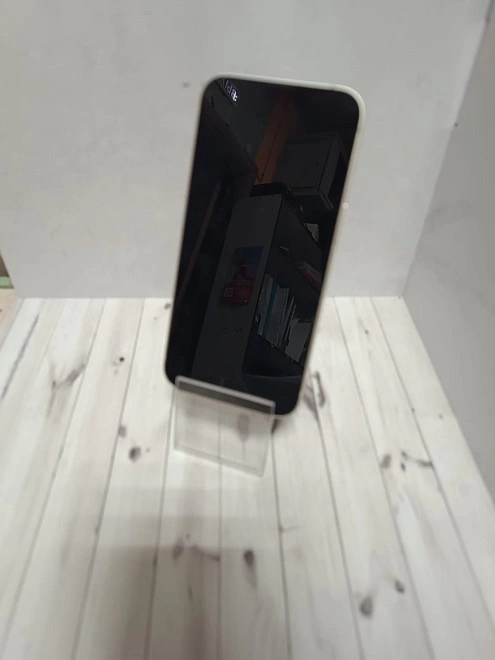 Смартфон iPhone 13 128 ГБ