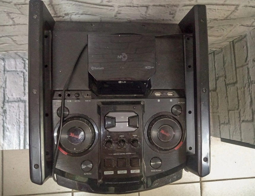 Акустическая система 1.0 LG OM6540