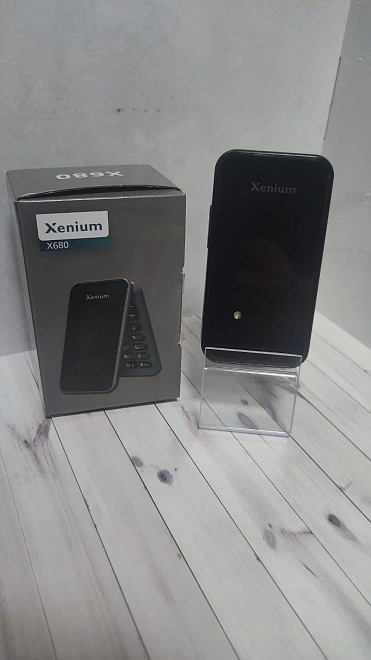Телефон мобильный Xenium X680