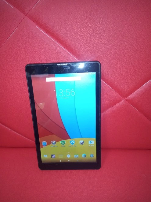 Планшетный компьютер с 3G Prestigio MULTIPAD WIZE 3308 3G
