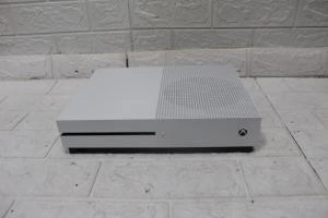 Игровая приставка X-Box One Microsoft XBox One S 1TB