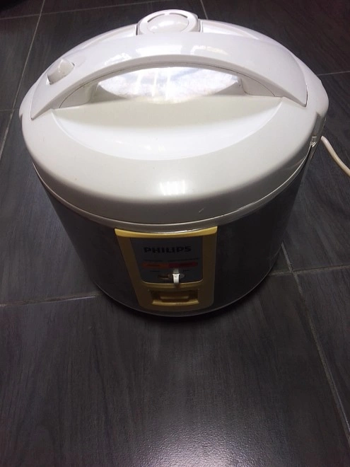 Мультиварка PHILIPS HD3025