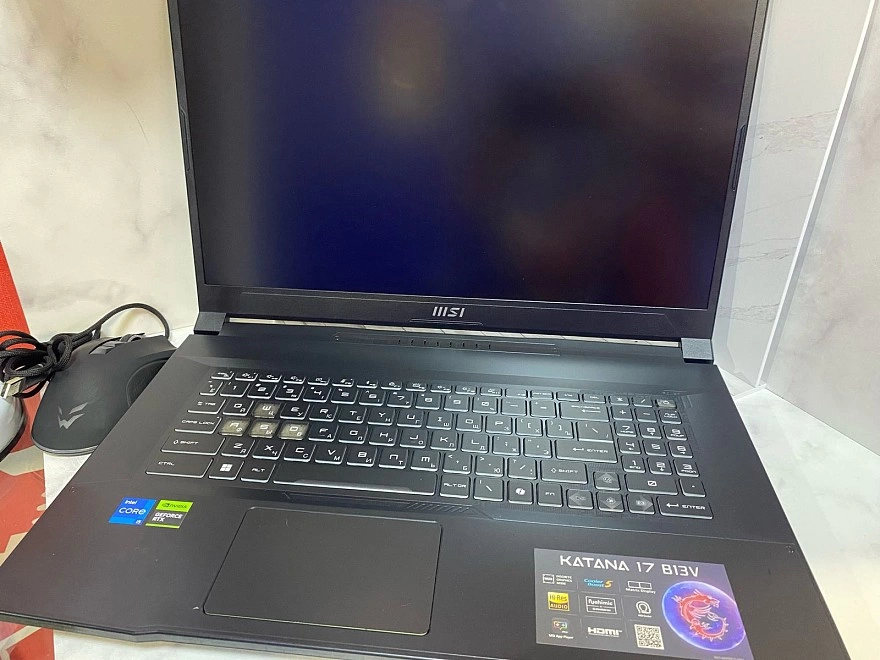 Ноутбук MSI Katana 17 B13V