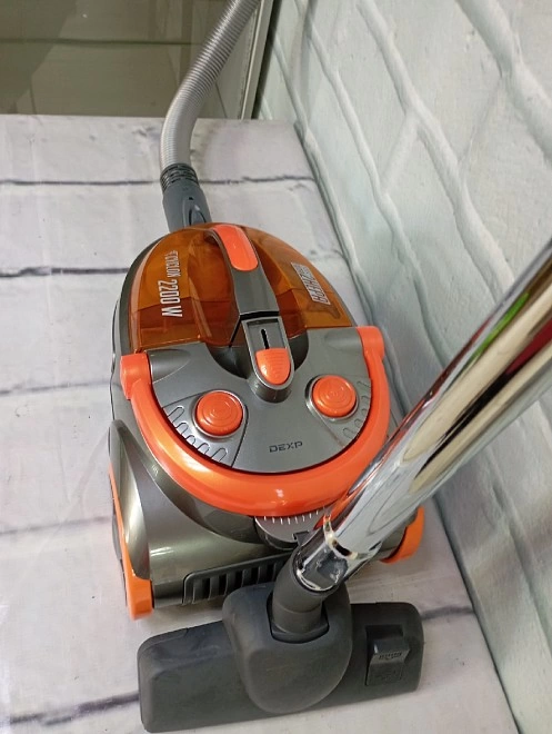 Пылесос Dexp V-2200VC серый