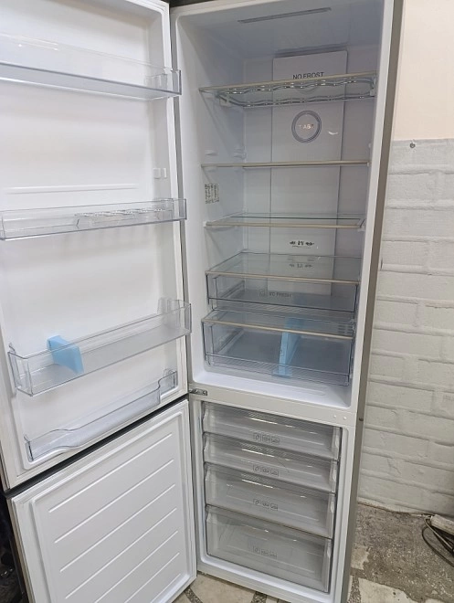 Холодильник Haier C2F637CXRG