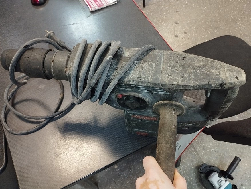Перфоратор Metabo KHEV 5-40 BL