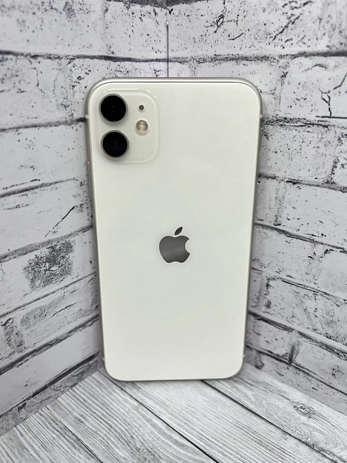 Смартфон Apple iPhone 11 128GB