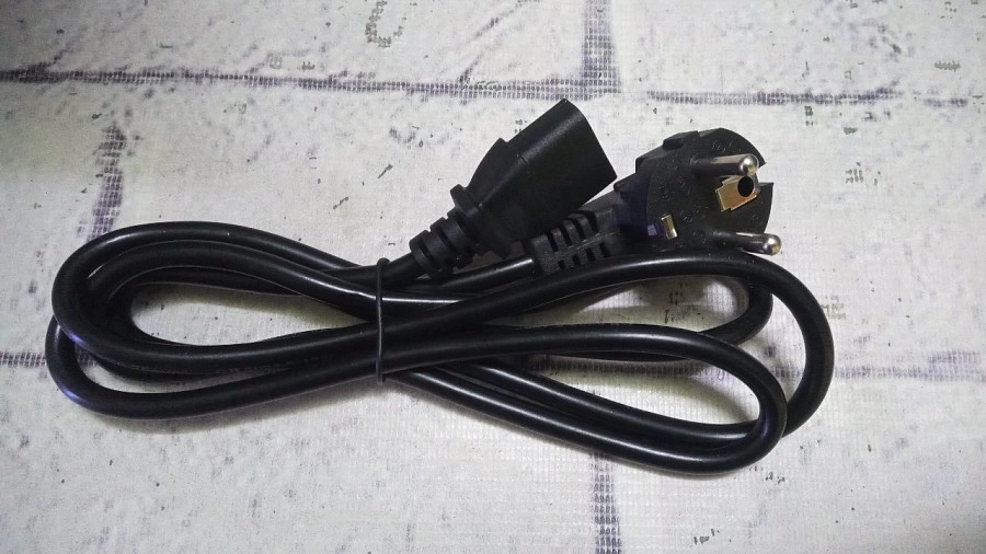 Сетевой кабель 220V DiSon  для компьютера