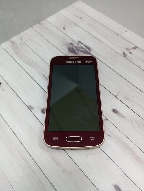 Смартфон Samsung Galaxy Star Plus