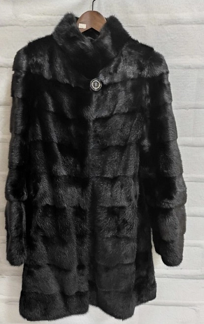 Шуба Snow Sable Made in Greece 40 Размер