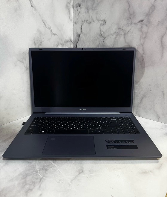 Ноутбук Dexp Ftlas M15-l5W303