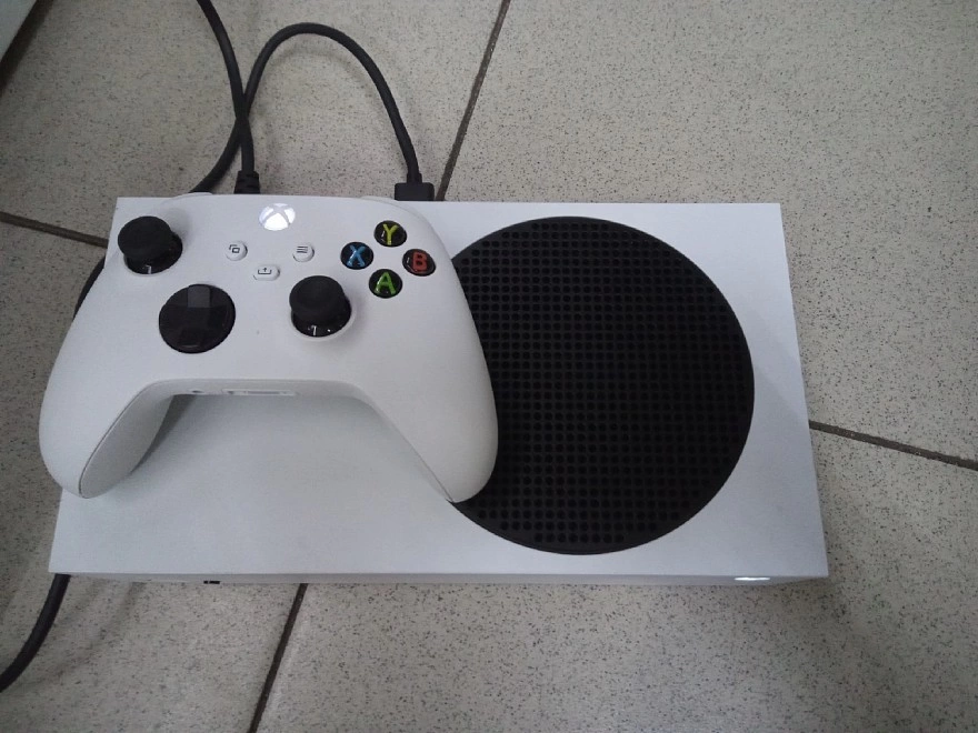 Игровая приставка Microsoft Xbox Series S 512Gb