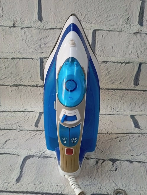 Утюг Sinbo SSI2899