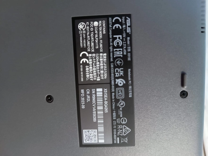 Ноутбук Asus X515E