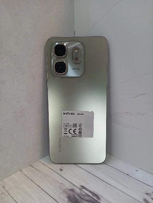 Смартфон Infinix HOT 50i