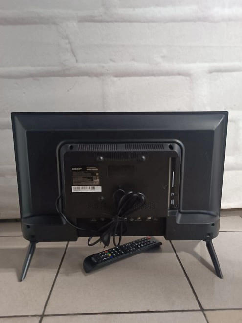 Телевизор Dexp H24F7000E 