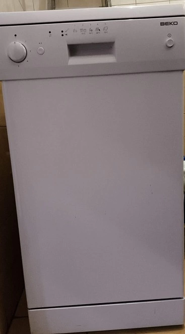 Посудомоечная машина Beko DWC 4540 W