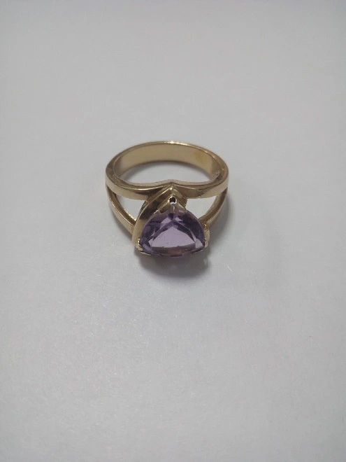 Кольцо  золотое 585пр  6,36 гр 18,5 р Ф.М.