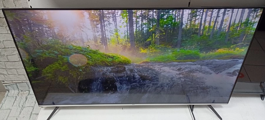 Телевизор TCL 55P737, серебристый/черный